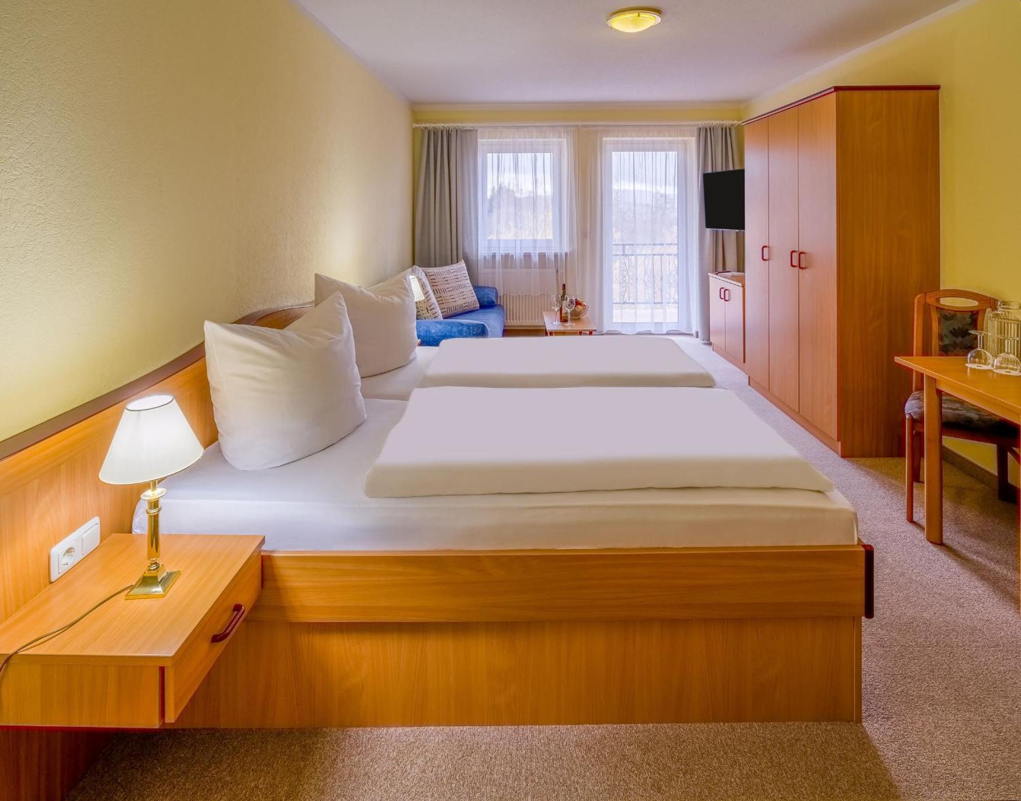 Hotel Riesberghof 林德伯格 外观 照片